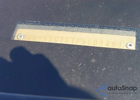 1985 Chevrolet Corvette из США, поврежденный, VIN 1G1YY0787F5109499